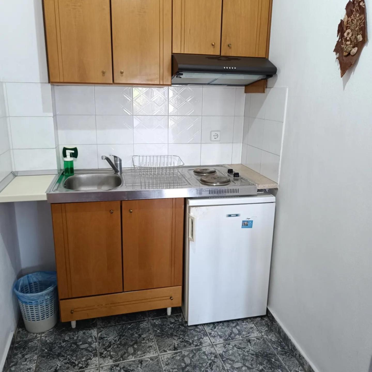 Peristerianos Apartments 尼尔斯吉尼 外观 照片