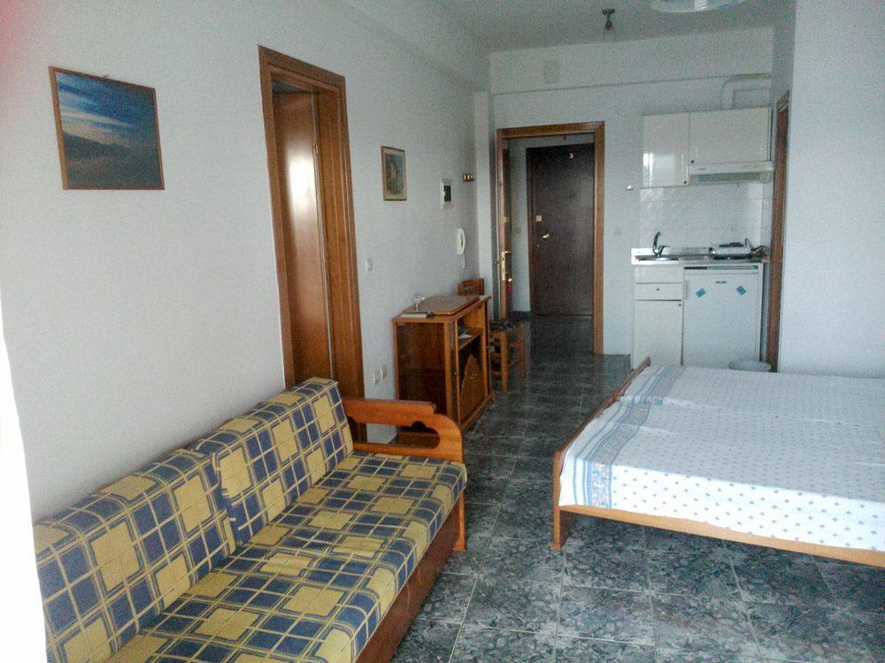 Peristerianos Apartments 尼尔斯吉尼 外观 照片
